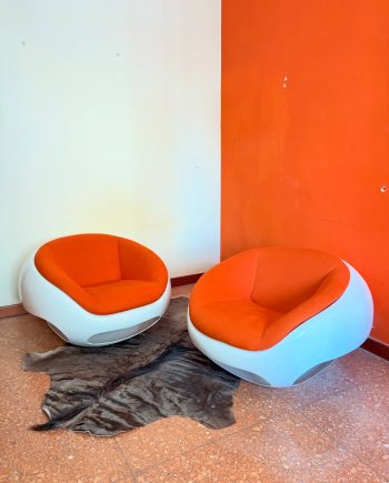 Coppia di poltrone modello POD Mario Sabot